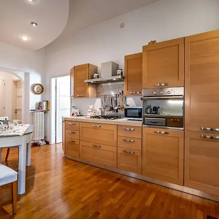 Yid Leopolda Few Minutes From Station Appartement Florence